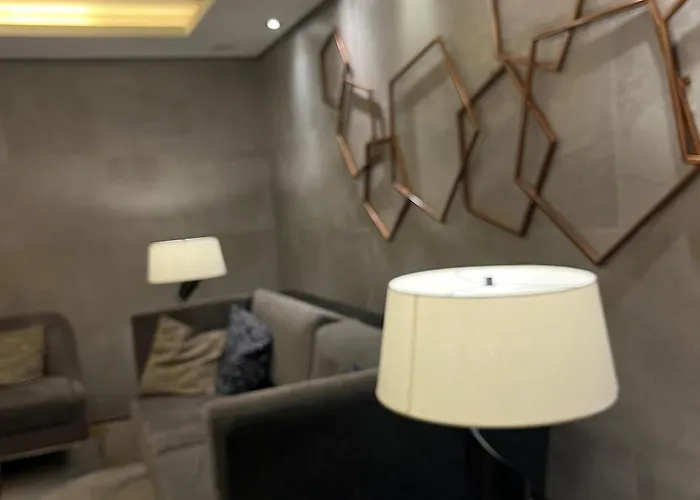 Apartment Queen Bed With Coffee Bar And Fast Wi-fi At S Residences