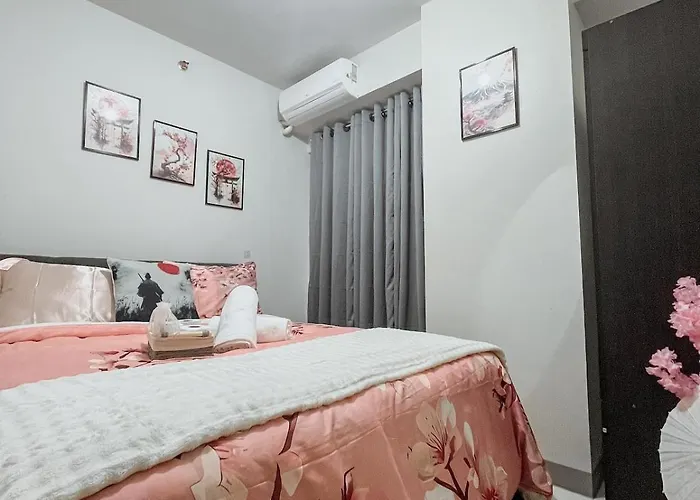 Queen Bed With Coffee Bar And Fast Wi-fi At S Residences Apartment *