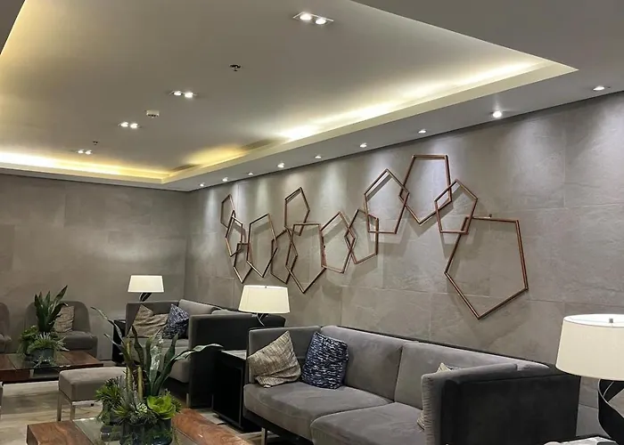 Queen Bed With Coffee Bar And Fast Wi-fi At S Residences Manila